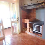 בית נופש Charming In With Private Pool