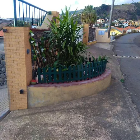 Feriehus Charming In With Private Pool Ponta do Sol (Madeira)