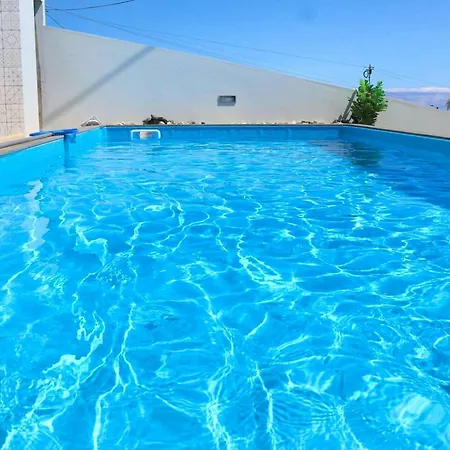 Ferienhaus Charming In With Private Pool