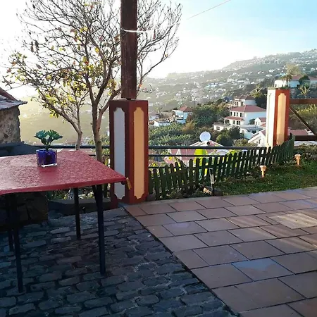 Charming In With Private Pool Ferienhaus Ponta do Sol (Madeira)