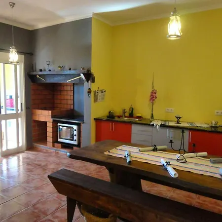 Charming In With Private Pool Ferienhaus *