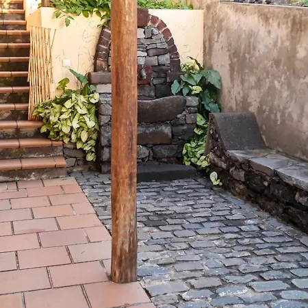 Charming In With Private Pool 度假居 *