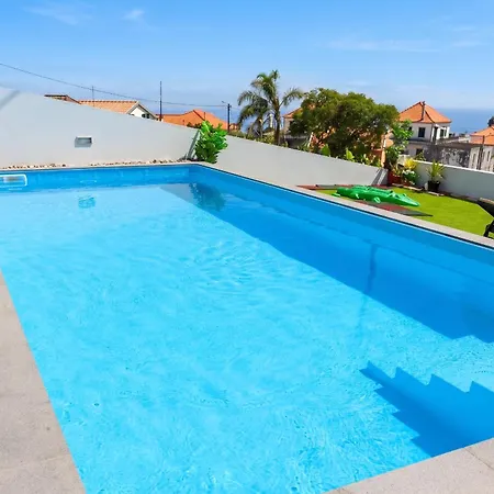 Charming In With Private Pool *