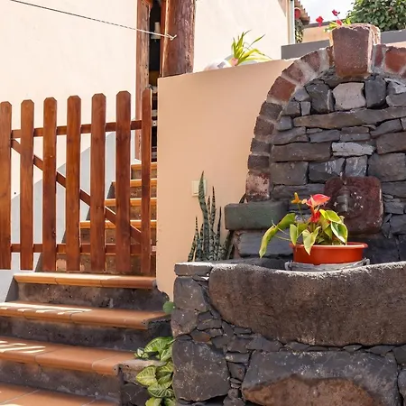 Charming In With Private Pool Сasa de vacaciones