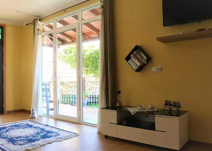 Charming In With Private Pool *