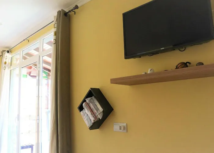 Charming In With Private Pool * פונטה דו סול