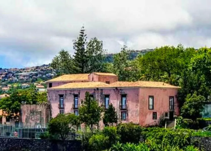 Charming In With Private Pool * פונטה דו סול