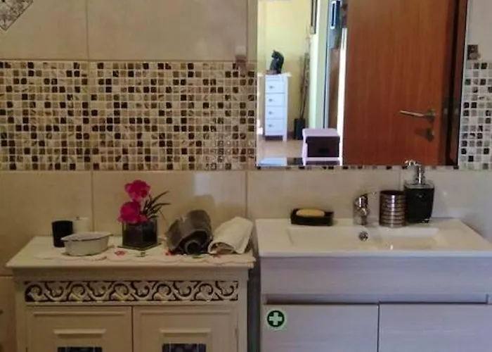 בית נופש Charming In With Private Pool