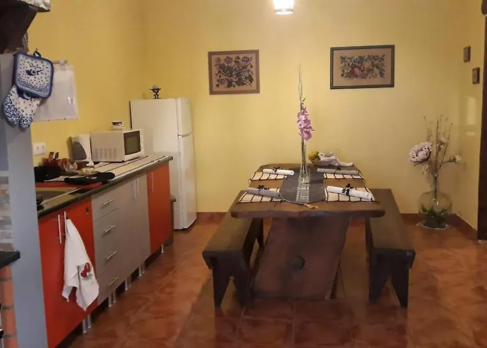 Charming In With Private Pool *